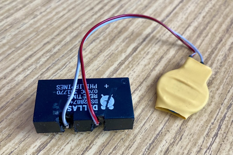 DS12887 s baterii