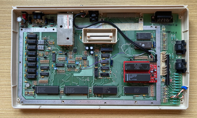 Stereo expansion it Atari 800XL