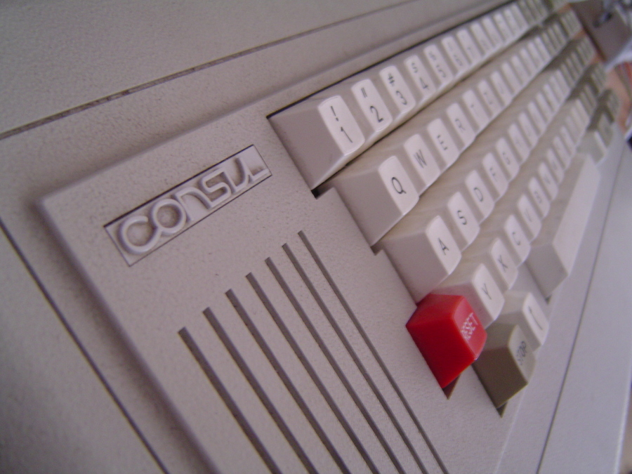 Consul keyboard close view