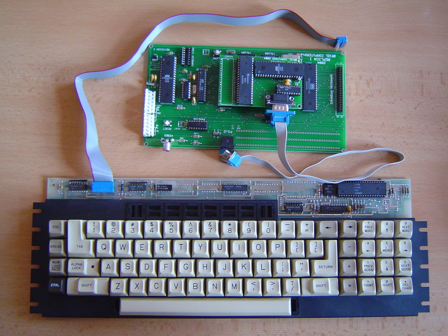 Replica 1 with ASCII keyboard