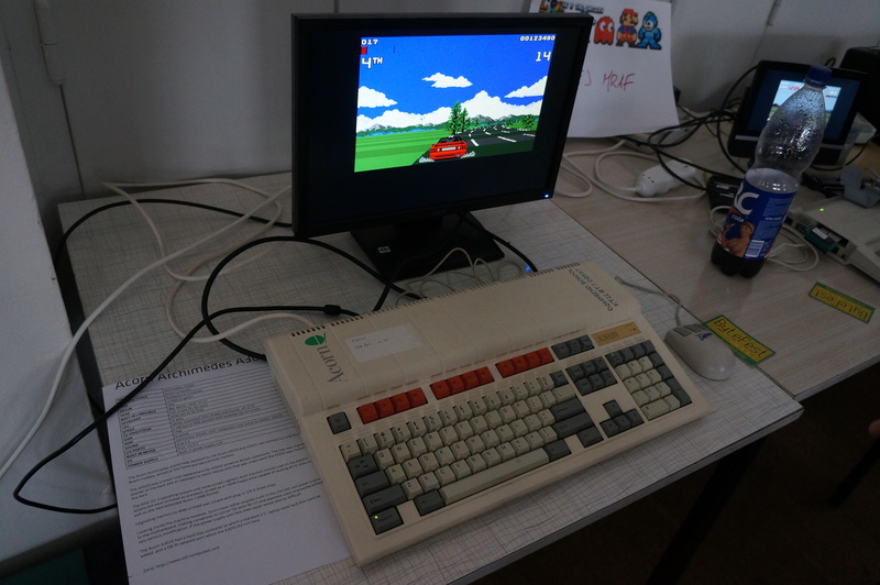 Acorn Archimedes A3020