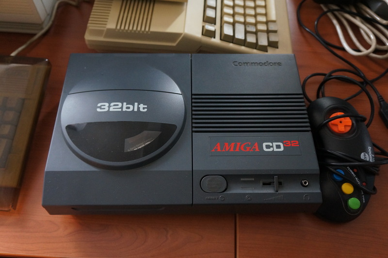 Amiga CD32