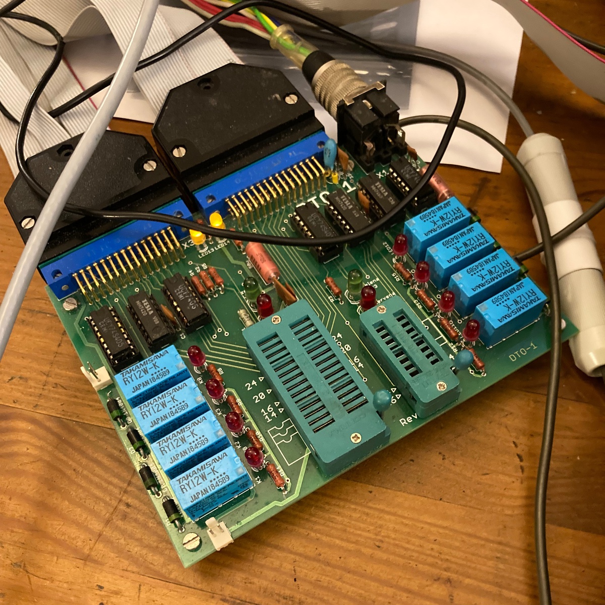 Chip tester for SAPI-1