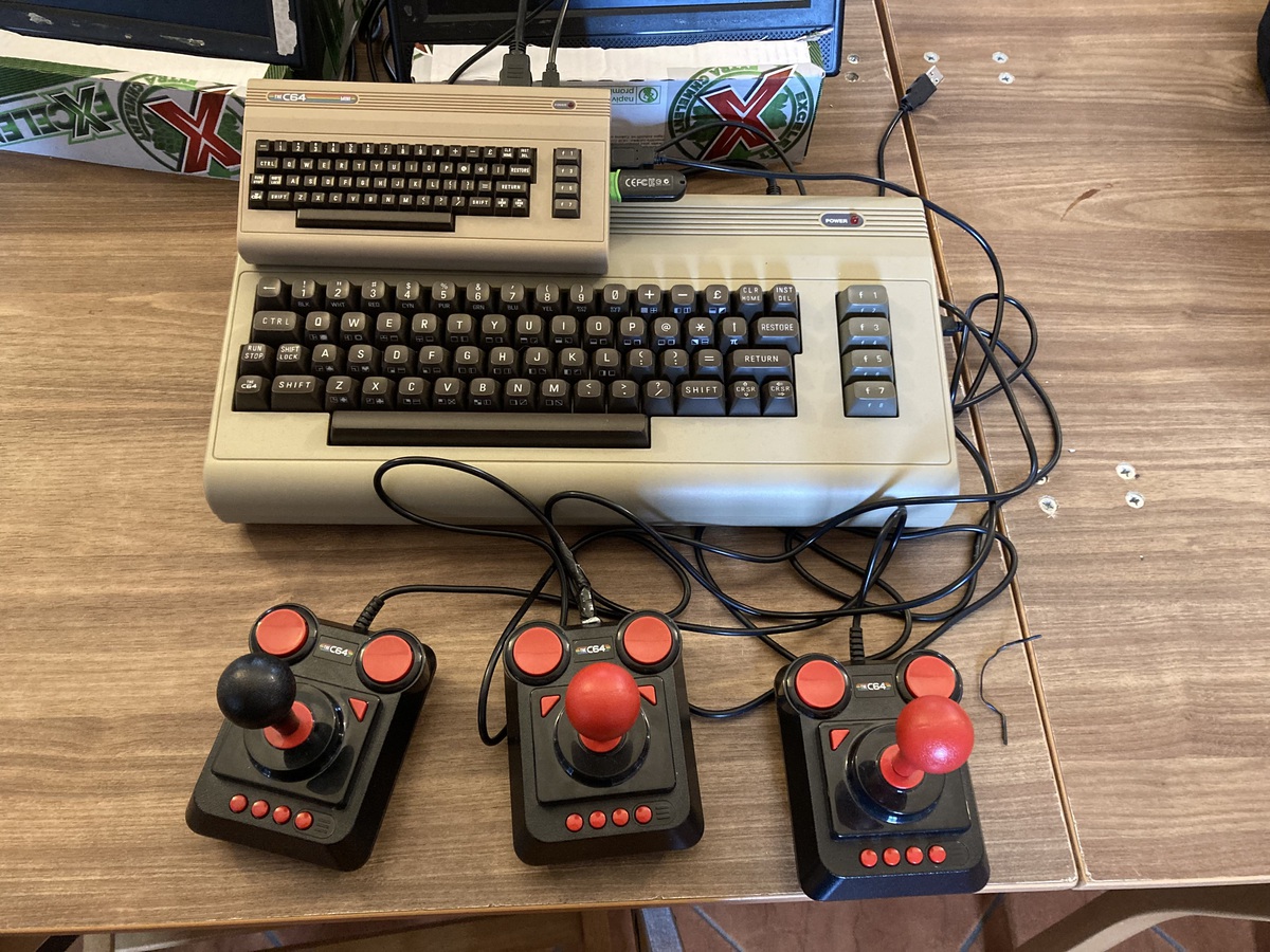 C64 + mini