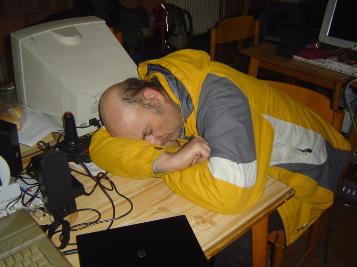 Anti-snoring position