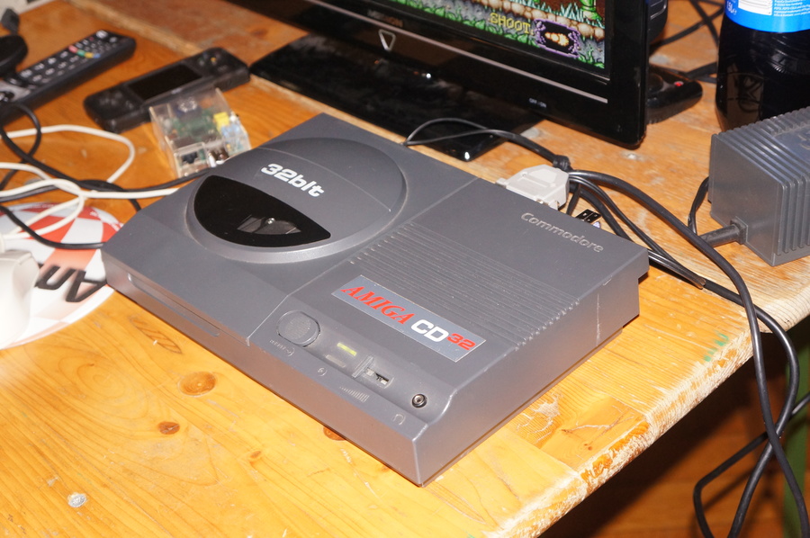 Amiga CD32