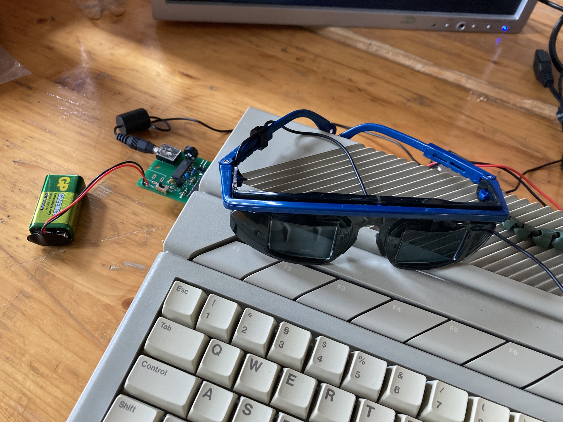 3D shutter glasses for Atari ST