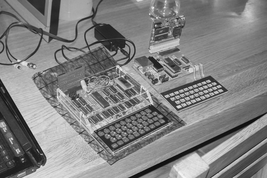 Repliky ZX80 a ZX81