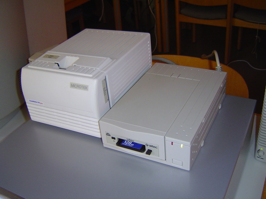 Microtek film scanner